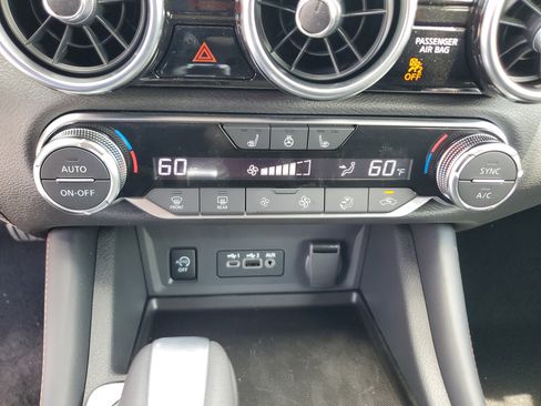 New 2025 Nissan Sentra SR w/ SR Premium Package image 24