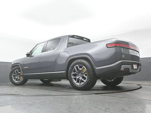 Used 2024 Rivian R1T Adventure AWD/4WD image 31