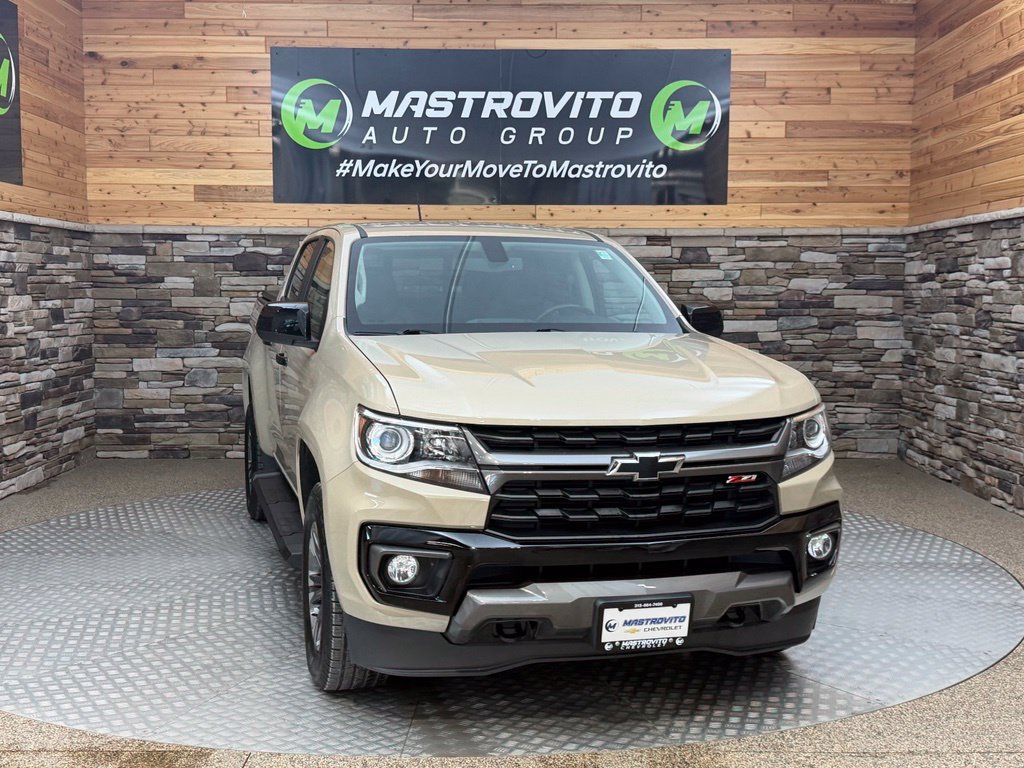 Used 2021 Chevrolet Colorado Z71 AWD/4WD image 3