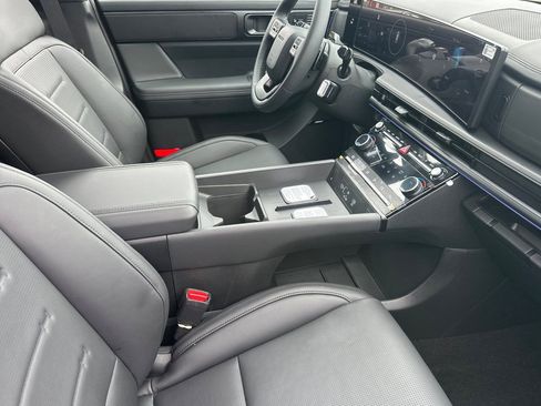 New 2026 Hyundai Santa Fe Calligraphy AWD/4WD image 17