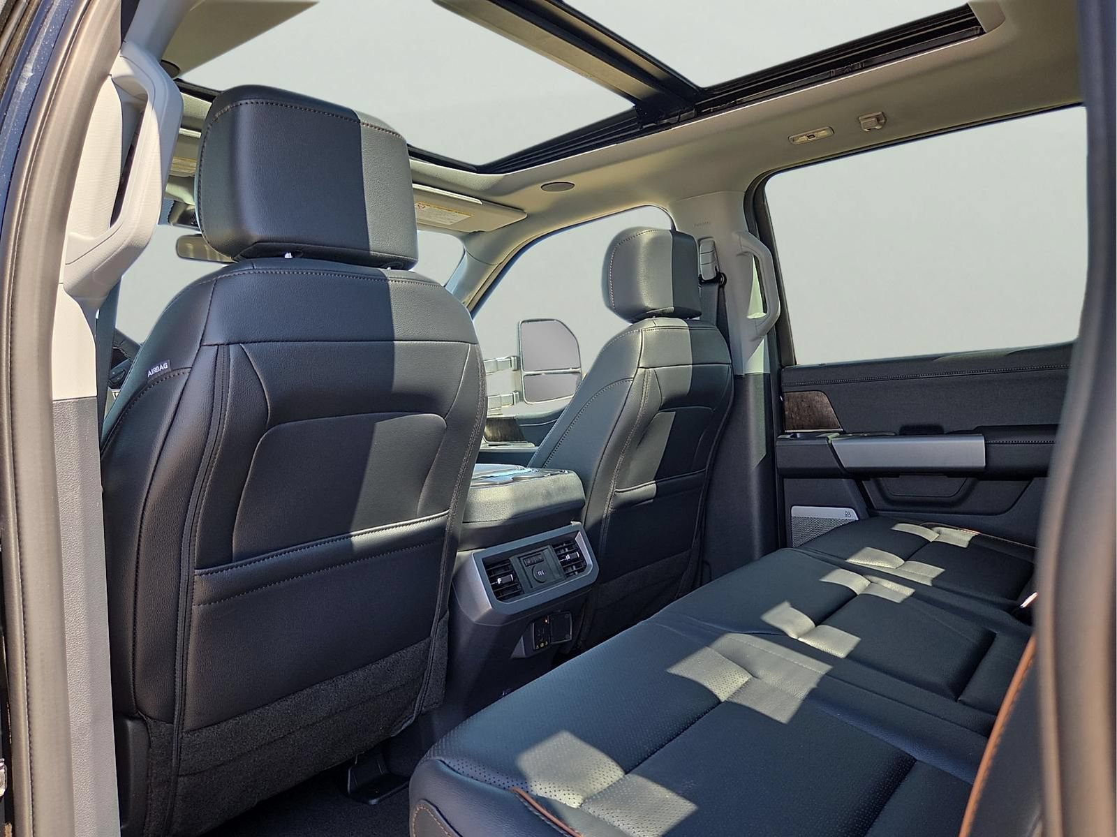 New 2026 Ford F250 Lariat w/ Lariat Premium Package AWD/4WD image 11