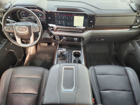 Used 2022 GMC Sierra 1500 SLT image 25