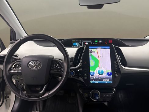 Used 2020 Toyota Prius Prime XLE FWD image 32