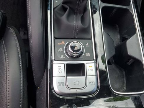 Certified 2025 Kia Telluride SX Prestige X-Line AWD/4WD image 31