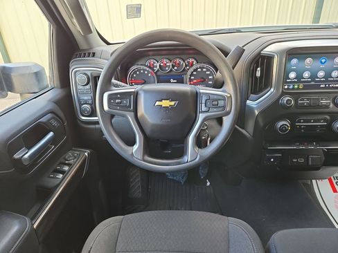 Used 2022 Chevrolet Silverado 2500 LT image 19