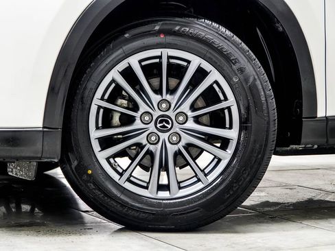 Used 2019 MAZDA CX-5 Touring FWD image 3