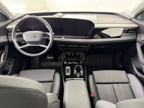 New 2025 Audi Q6 e-tron Premium Plus image 18