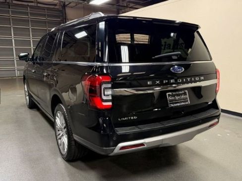Used 2023 Ford Expedition Max Limited image 7