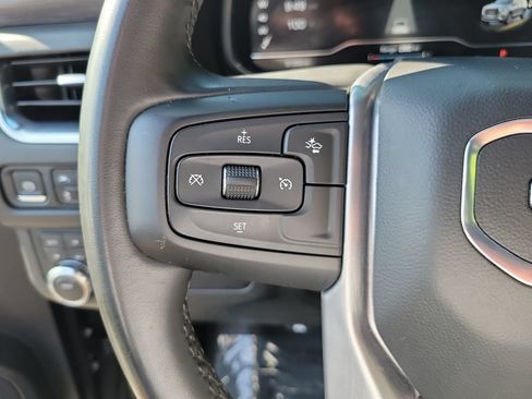 Used 2024 GMC Yukon SLT AWD/4WD image 31