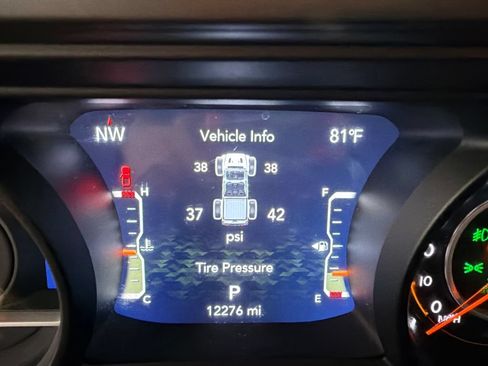 Used 2026 Jeep Gladiator Mojave AWD/4WD image 11