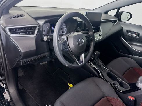 Used 2023 Toyota Corolla SE image 9