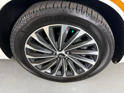 Used 2024 Hyundai Palisade Calligraphy image 10