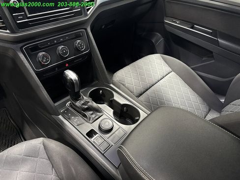 Used 2020 Volkswagen Atlas Cross Sport S image 27