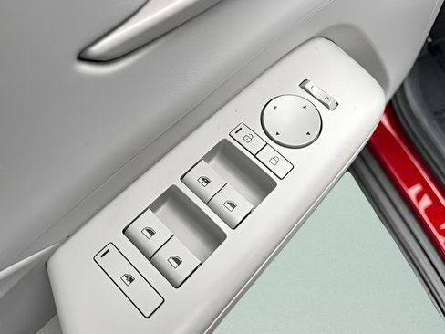 New 2026 Hyundai Kona SE AWD/4WD image 11