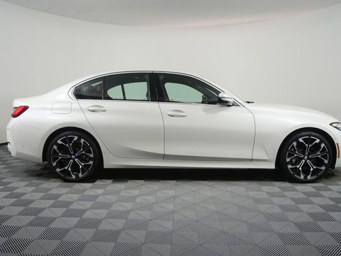 Used 2025 BMW 330i Sedan image 2