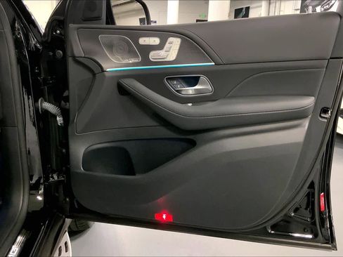 Certified 2022 Mercedes-Benz GLE 63 AMG S image 21