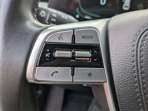 Used 2023 Kia Telluride LX FWD image 18