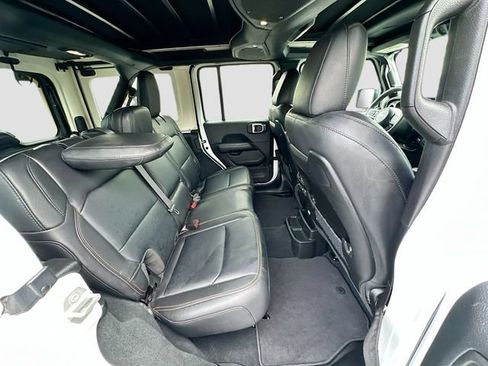 Used 2024 Jeep Wrangler Sahara w/ Technology Group image 27