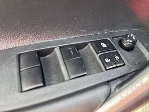 Certified 2024 Toyota Corolla Cross LE image 15