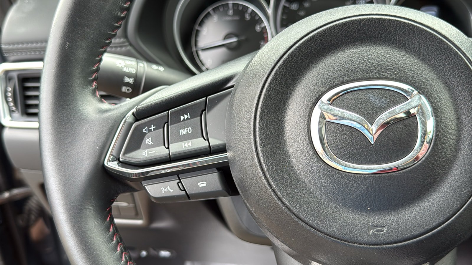 Certified 2024 MAZDA CX-5 Carbon Edition AWD/4WD image 12