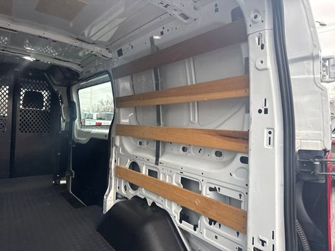 Used 2024 Ford Transit 250 Low Roof w/ Exterior Upgrade Package image 12