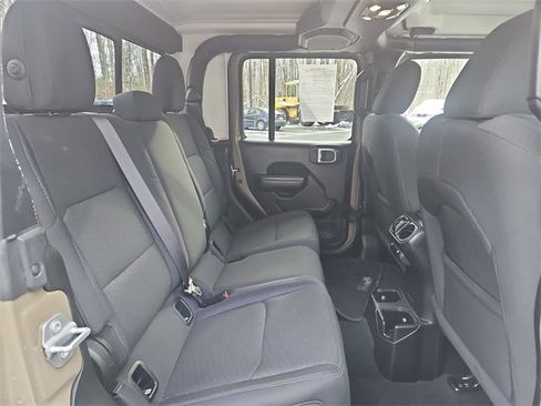 Used 2020 Jeep Gladiator Sport w/ Quick Order Package 24S image 26
