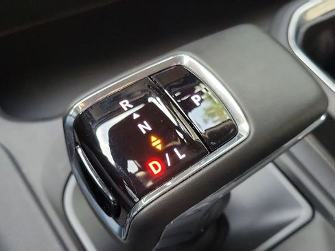 Used 2025 GMC Sierra 1500 Denali w/ Technology Package AWD/4WD image 37