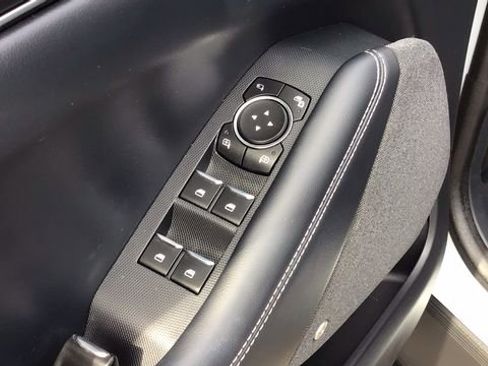 Certified 2022 Ford Mustang Mach-E Premium image 19