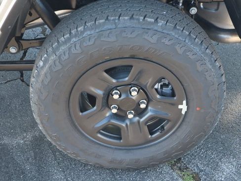 New 2026 Jeep Gladiator Sport image 23