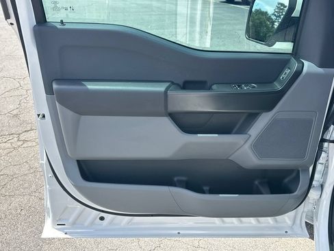 Used 2024 Ford F150 XL RWD image 11