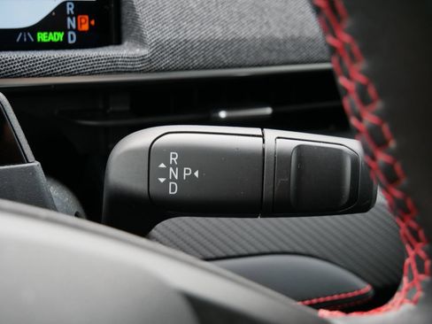 Used 2025 Ford Mustang Mach-E Premium w/ Sport Appearance Package AWD/4WD image 23