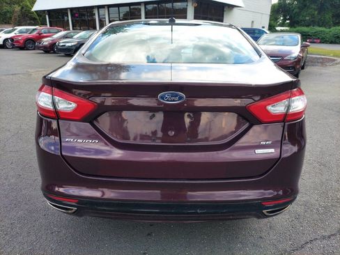 Used 2013 Ford Fusion SE FWD image 5