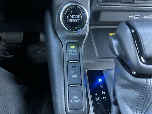 Certified 2025 Toyota Land Cruiser image 26