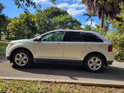 Used 2013 Ford Edge SEL image 4