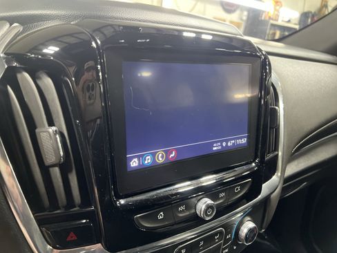 Certified 2023 Chevrolet Traverse LT image 13