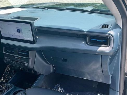 Used 2026 Ford Maverick Lobo AWD/4WD image 15