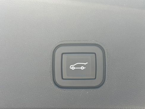 Certified 2024 Cadillac Lyriq Tech w/ Driver Assist Package AWD/4WD image 19