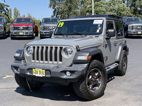 Used 2019 Jeep Wrangler Sport AWD/4WD image 1