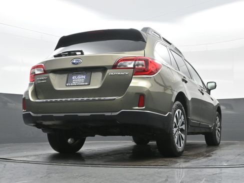 Used 2016 Subaru Outback 2.5i Limited image 30