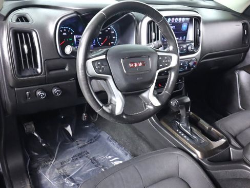 Used 2018 GMC Canyon SLE w/ SLE Convenience Package image 9
