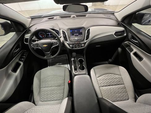 Used 2023 Chevrolet Equinox LS FWD image 12