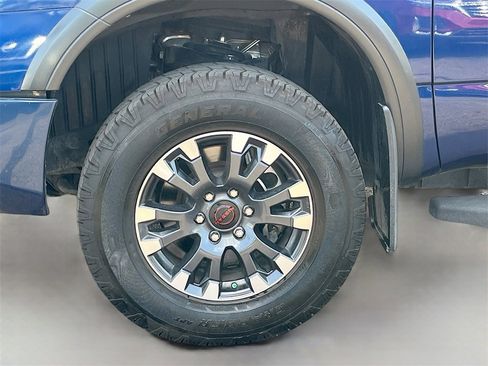 Used 2023 Nissan Titan PRO-4X w/ Pro-4x Convenience Package image 33