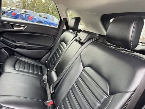 Used 2024 Ford Edge SEL w/ Convenience Package image 34