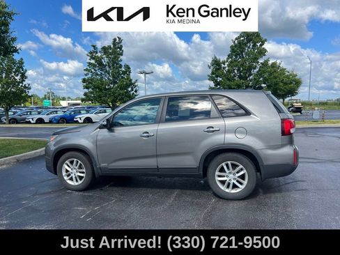 Used 2015 Kia Sorento LX AWD/4WD image 8