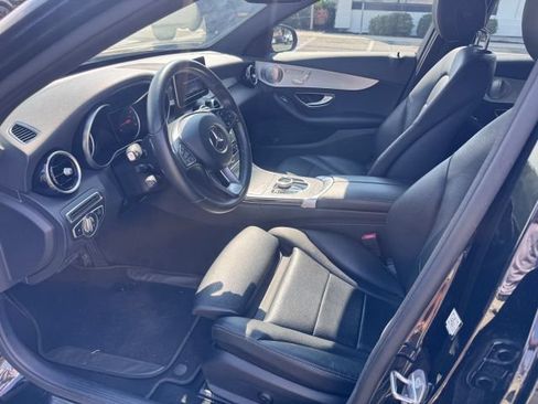 Used 2018 Mercedes-Benz C 300 4MATIC Sedan image 9