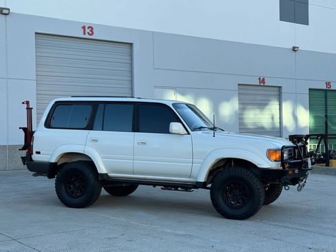 Used 1997 Toyota Land Cruiser image 28