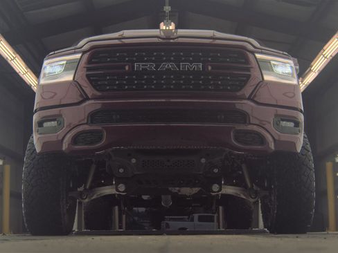 Used 2023 RAM 1500 Big Horn AWD/4WD image 3