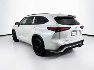 Certified 2024 Toyota Highlander XSE video 2