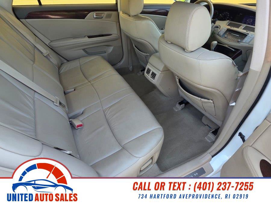 Used 2008 Toyota Avalon Touring FWD image 12