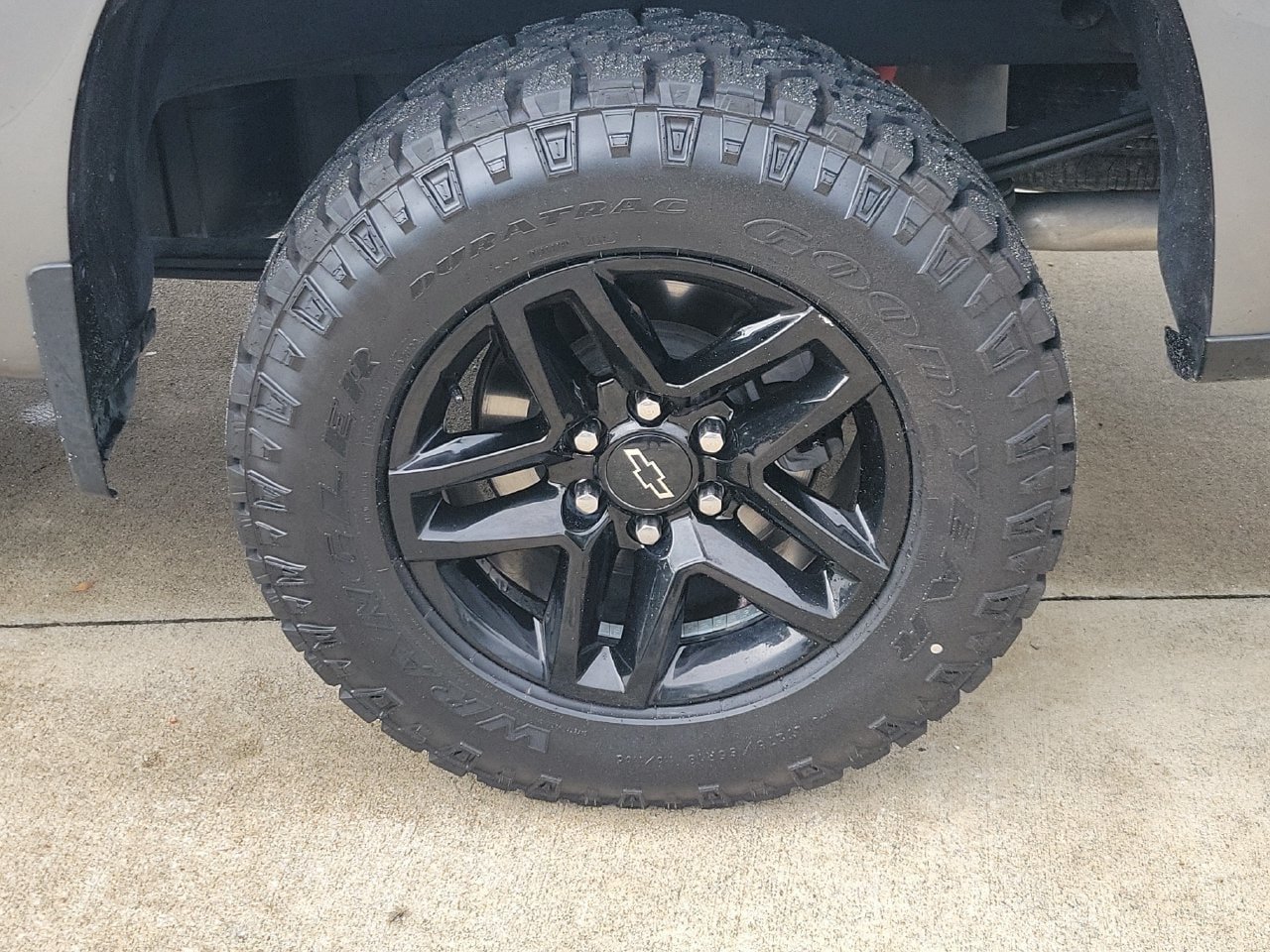 Certified 2022 Chevrolet Silverado 1500 LT Trail Boss w/ LT Trail Boss Premium Package AWD/4WD image 5
